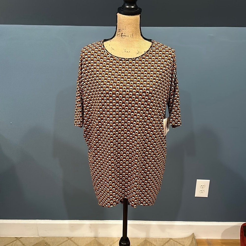 NWT LulaRoe oversized short sleeve shirt size XS women’s